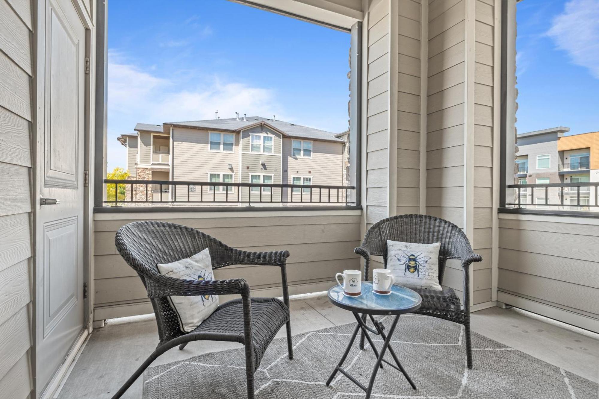 Butterfly Themed Kings Apartment With Private Garage & Access To Lux Hot Tub, Bbq & Gym South Jordan Luaran gambar